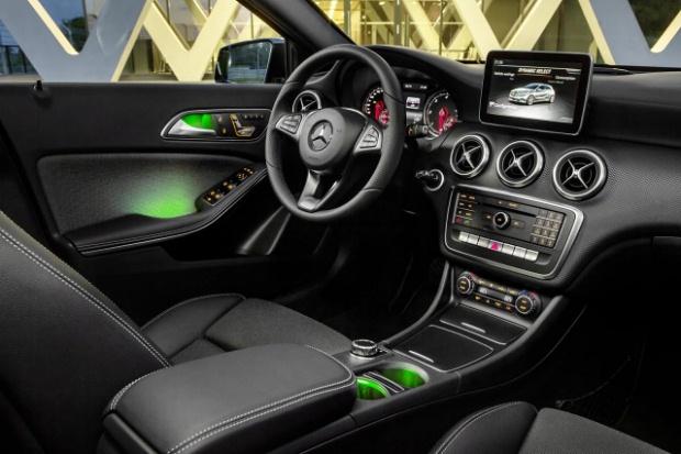Mercedes A 2016 Interior