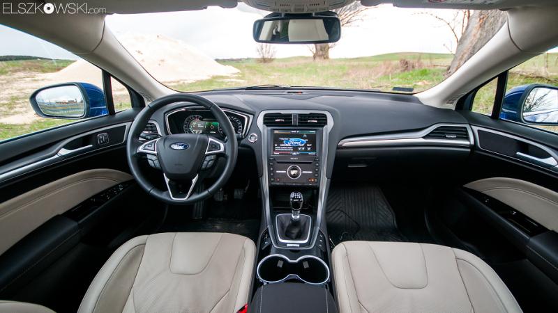 Ford Mondeo interior 2015