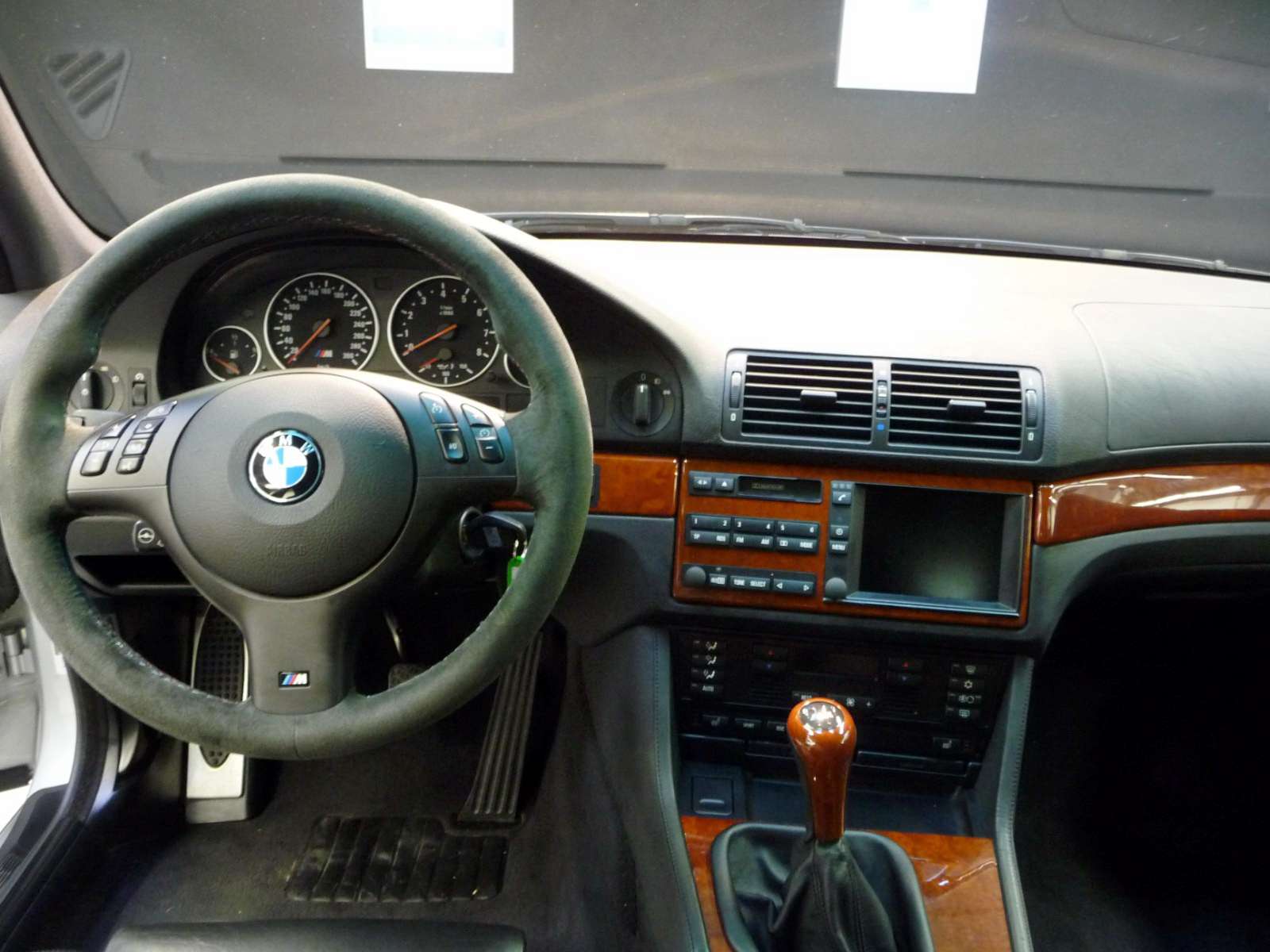BMW M5 Touring E39 2009