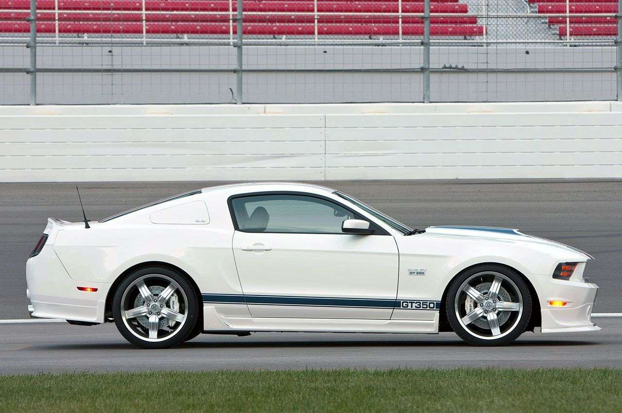 Ford Mustang Shelby GT350 2010 motofilm.pl