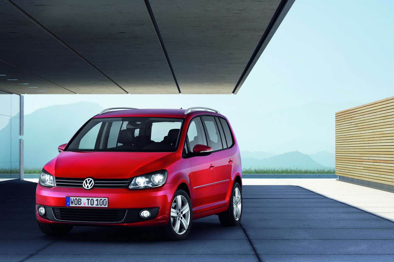 Volkswagen Touran po facelifcie kwiecien 2010