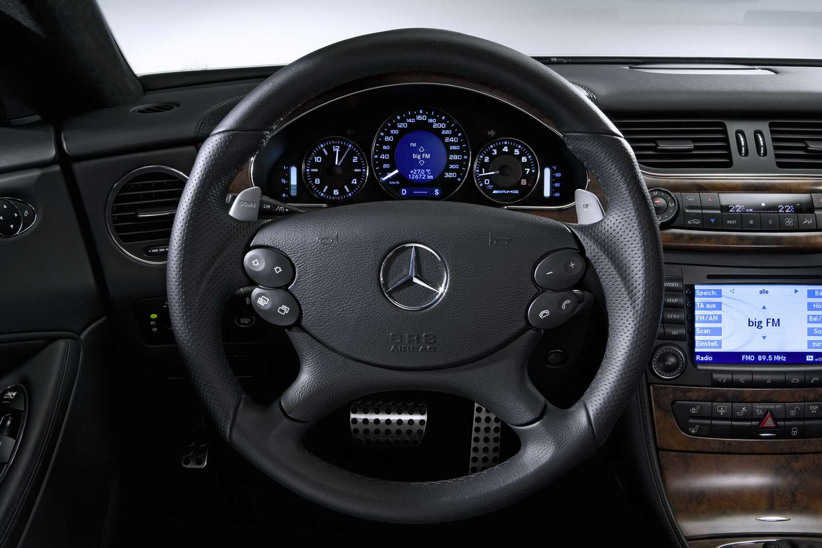 Mercedes-Benz CLS last lipiec 2010