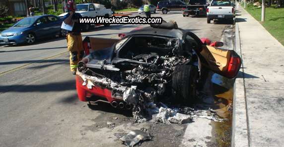 Ferrari 458 Italia crash5 sierpien 2010