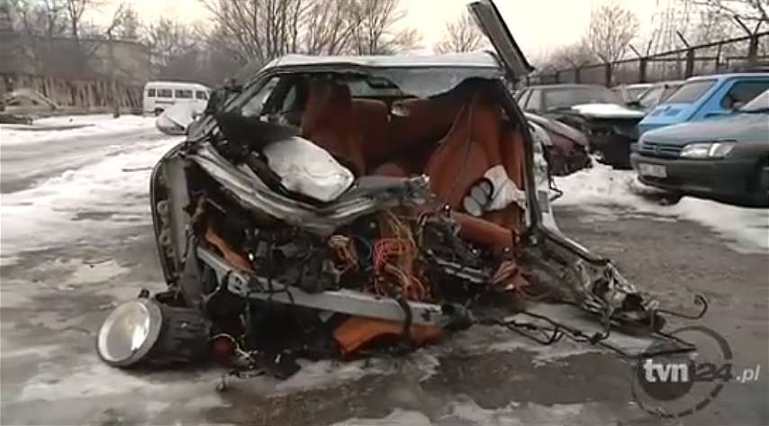 Wypadek Porsche 911 Carrera 4 w Krakowie fot styczen 2011