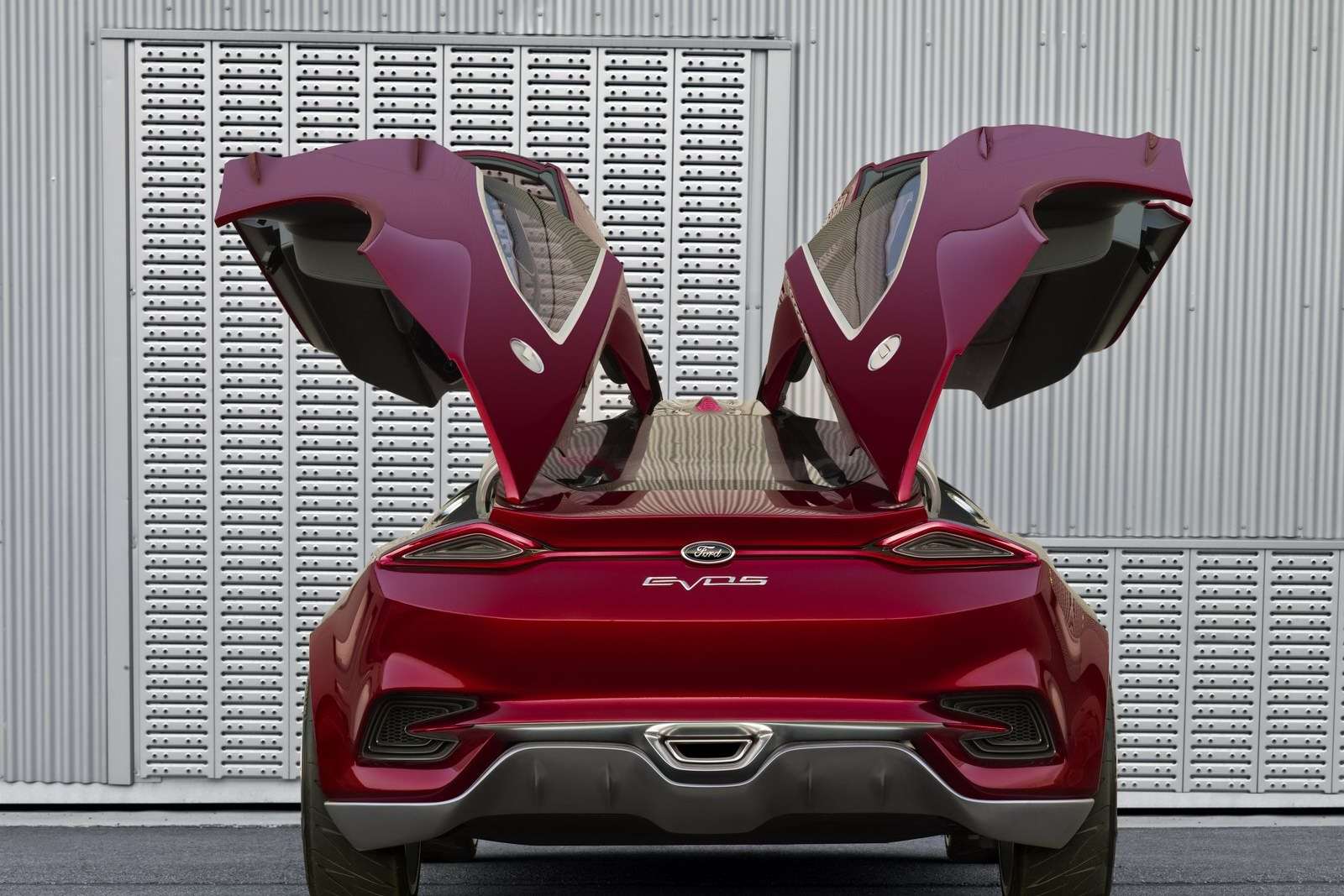 Ford Evos Concept fot sierpien 2011
