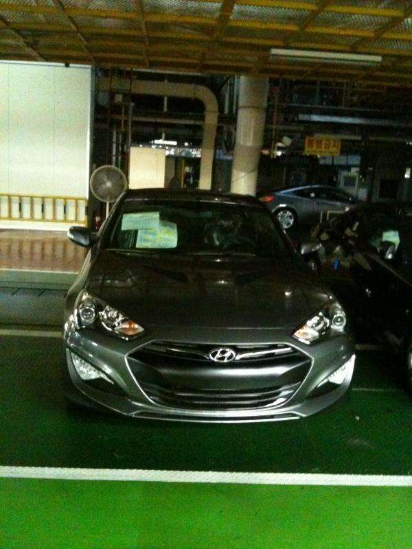 2013 Hyundai Genesis Coupe fot szpieg bez kamu sierpien 2011