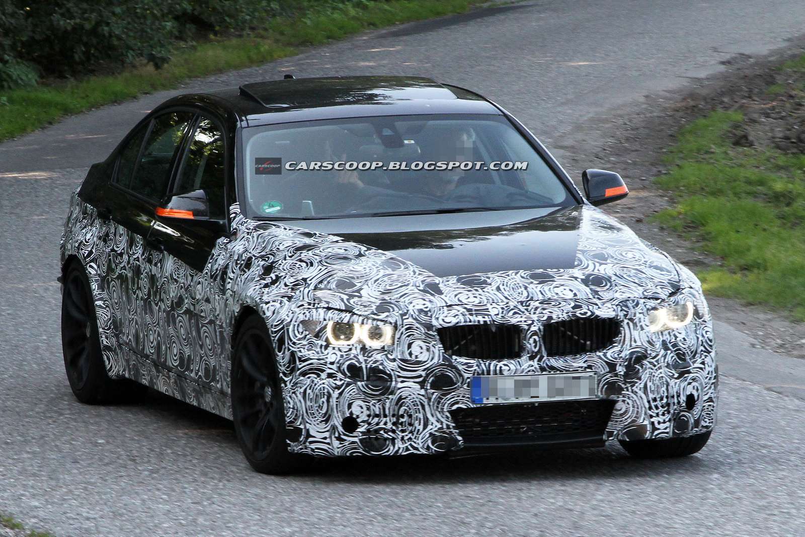 BMW M3 przylapane fot szpieg wrzesien 2011