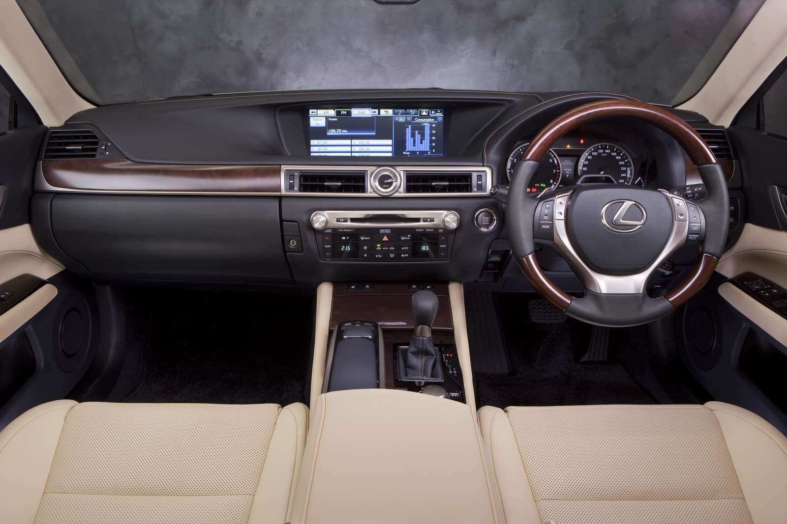 Lexus GS 250 oficjalnie 4 foty listopad 2011