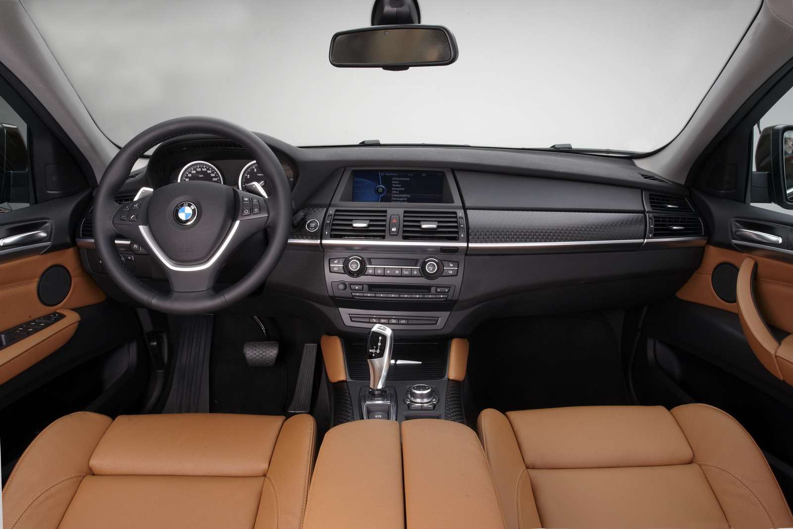 BMW X6 po faceliftingu styczen 2012