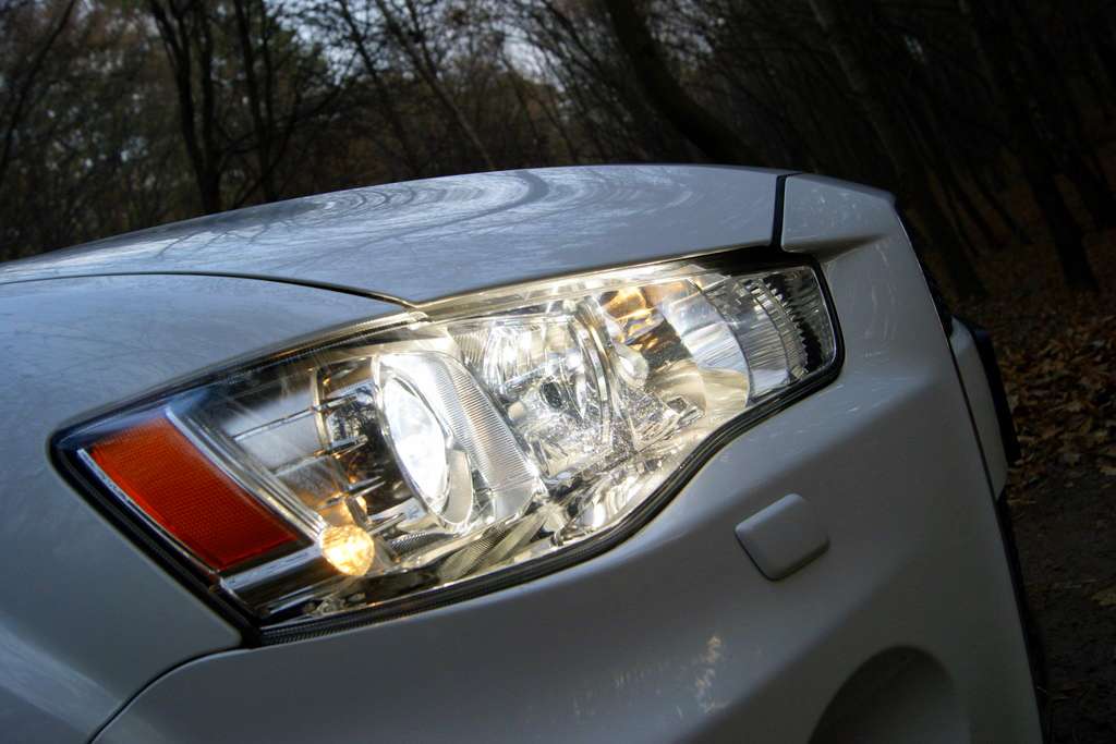 Mitsubishi Outlander test zuch styczen 2012