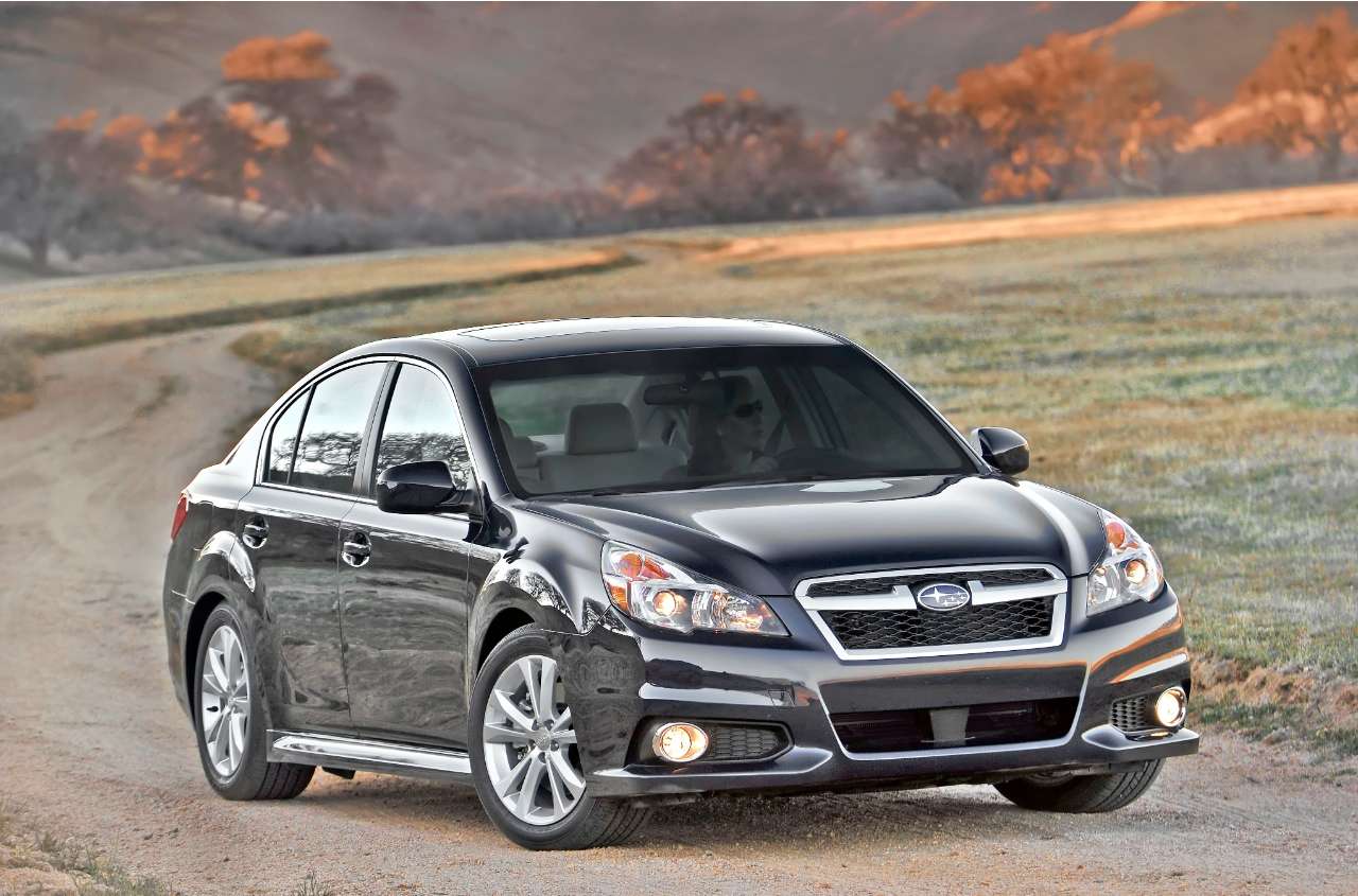 Nowe Subaru Legacy i Outback 2013 z 2,5 l boxerem