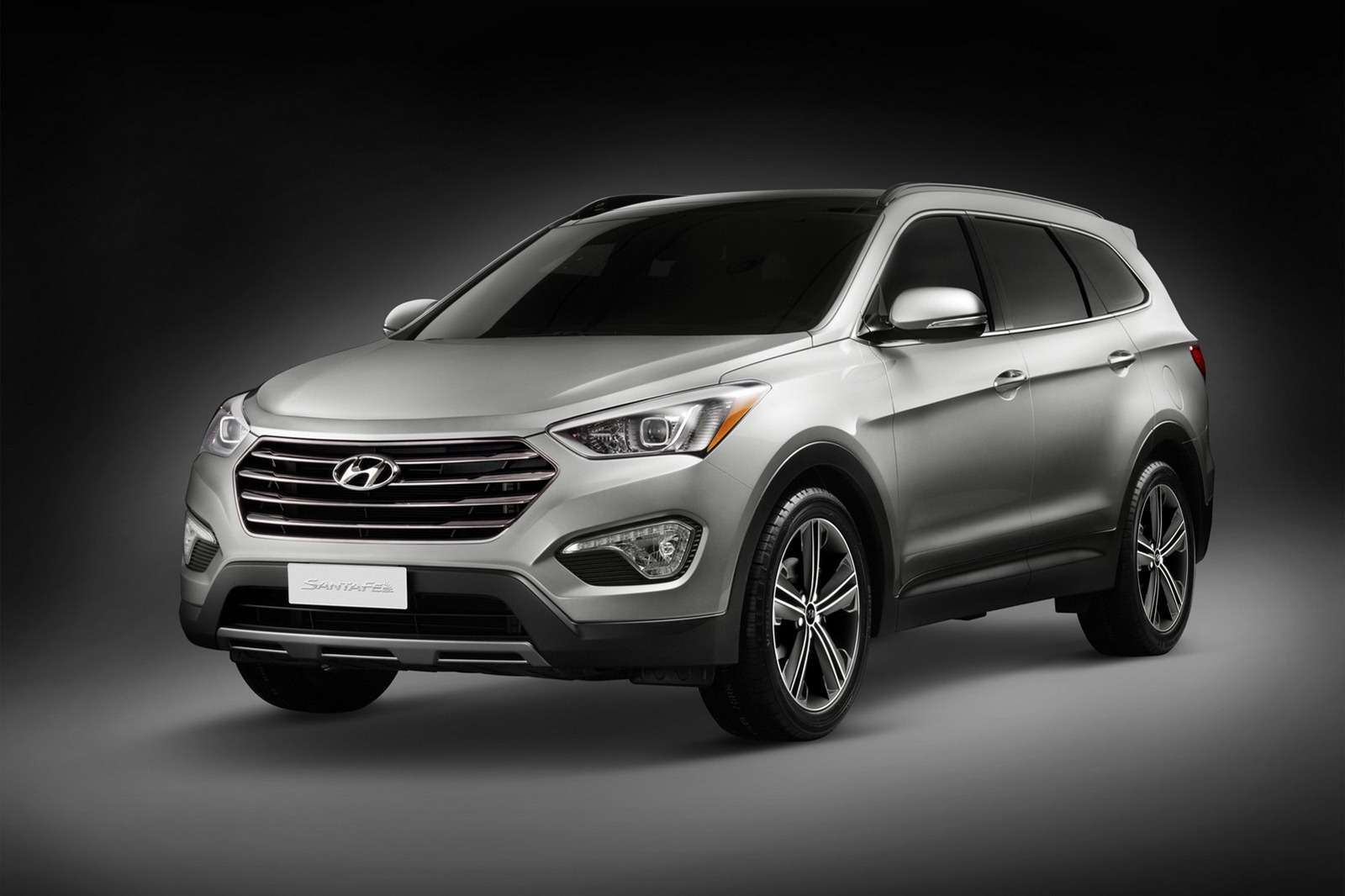 Hyundai Santa Fe 2013 Sport i Santa Fe LWB ujawnione przed
