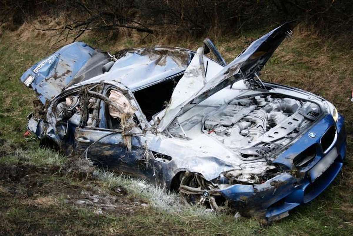 Wypadek BMW M5 przy 310 km/h