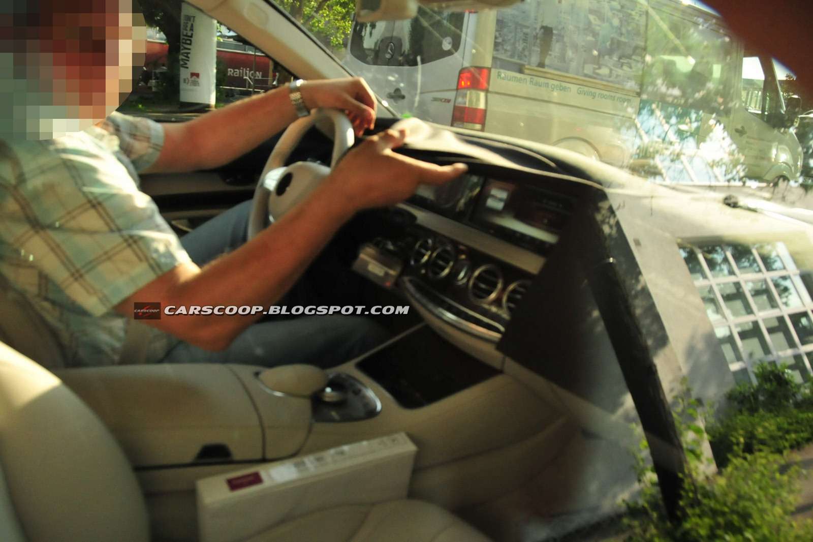 Mercedes-Benz klasy S 2014 wnętrze szpiegowskie