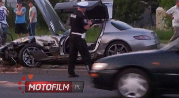 Mercedes SLS AMG crash