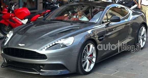 Aston Martin Vanquish 2013 przyłapany