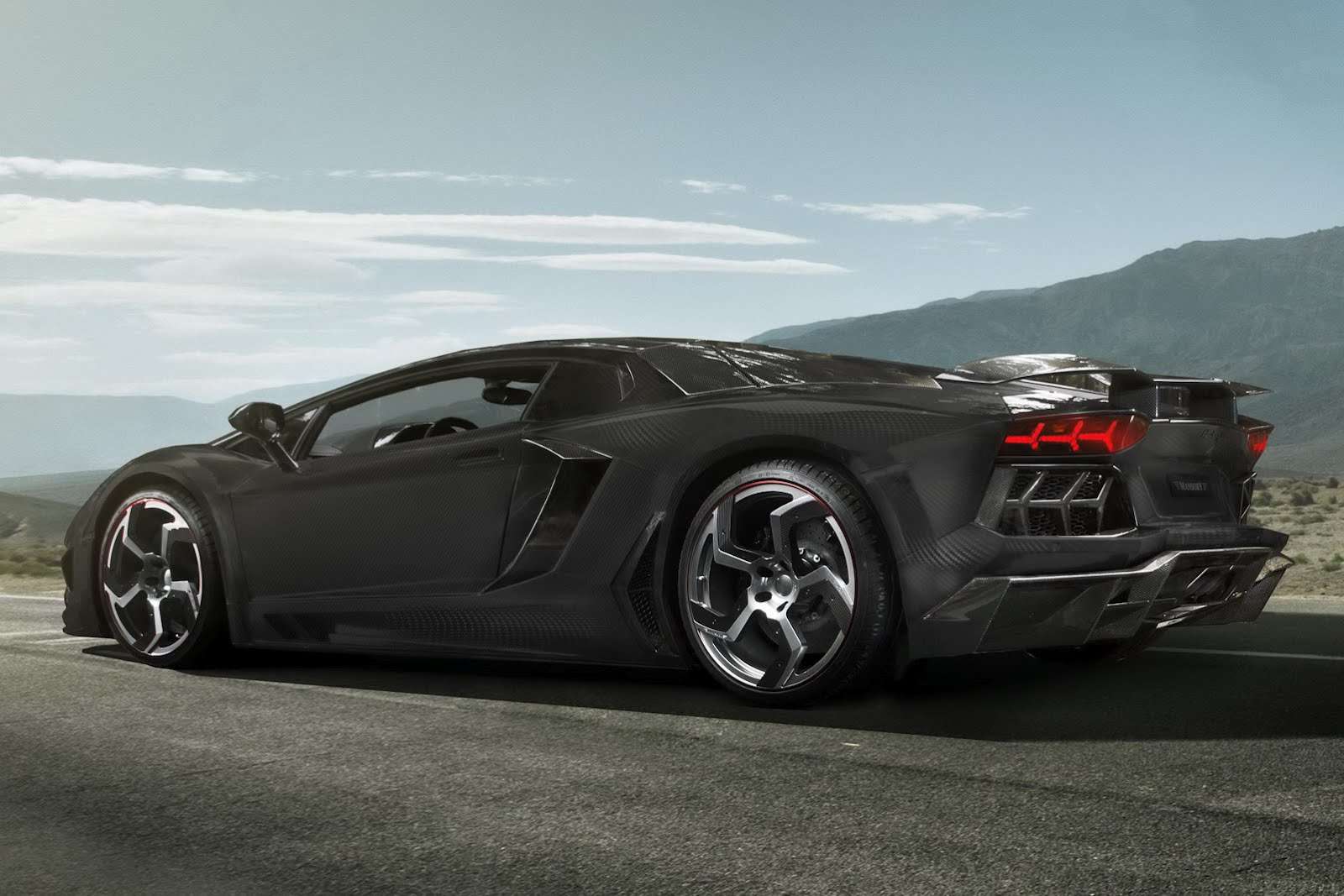 Lamborghini Aventador Carbonado Mansory