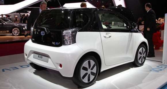 Toyota IQ EV Paryż 2012