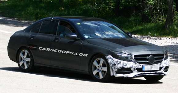 Mercedes klasy C 2015 szpiegowskie