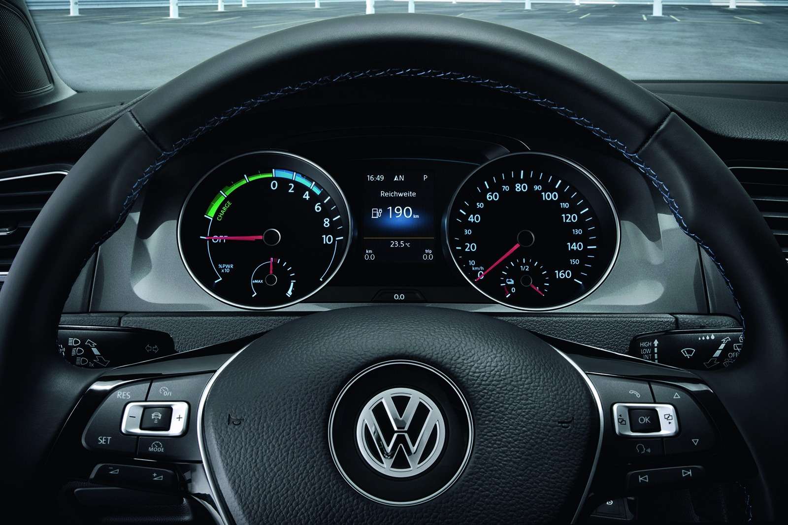 Volkswagen e-Golf 2014 [Frankfurt 2013] | motofilm.pl