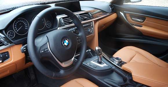 BMW 320i interior (wnętrze)