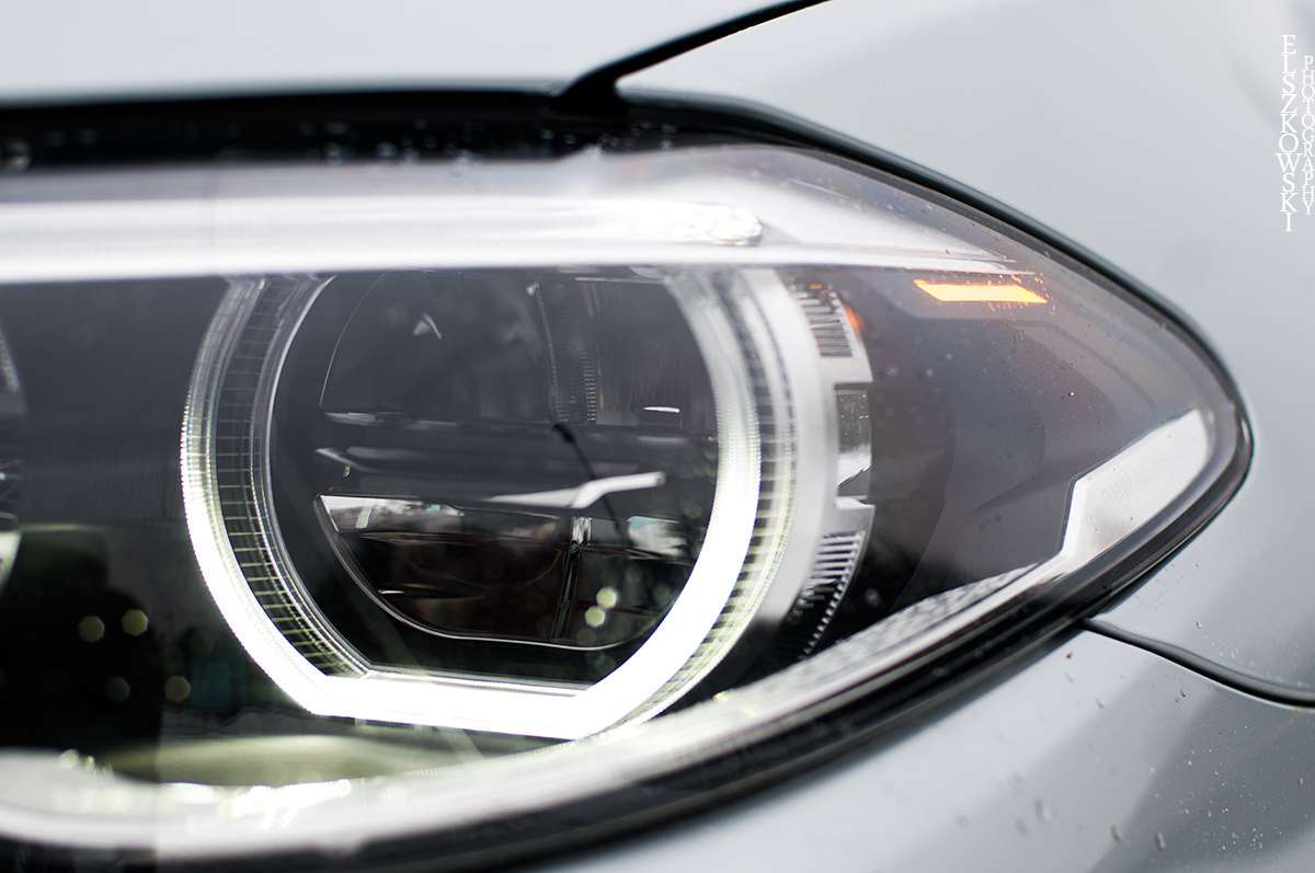 BMW 528i xDrive lights