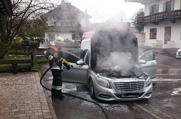 Mercedes S-classe fire