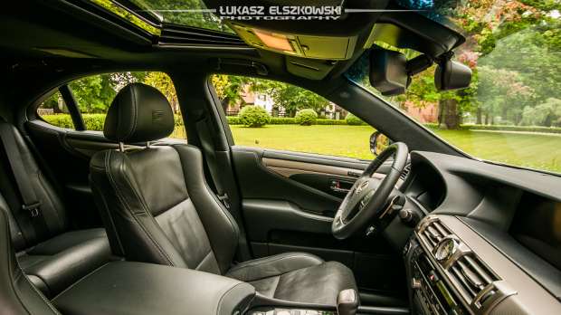 Lexus LS600h interior