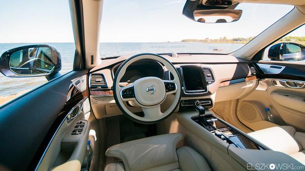 Volvo XC90 2015 interior