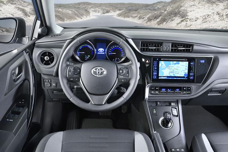 Toyota Auris Facelift 2015 1,2 t