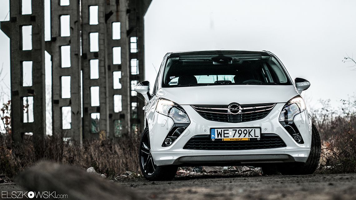 Opel Zafira Tourer OPC
