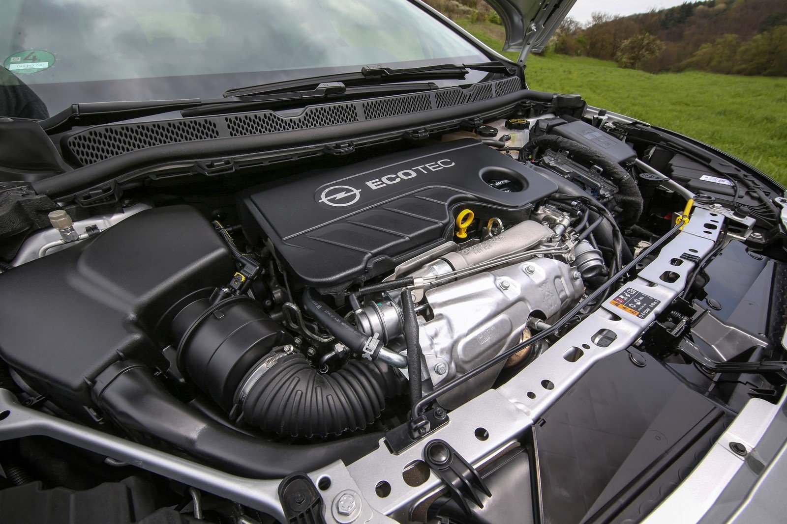 Opel Astra 1.6 BiTurbo diesel