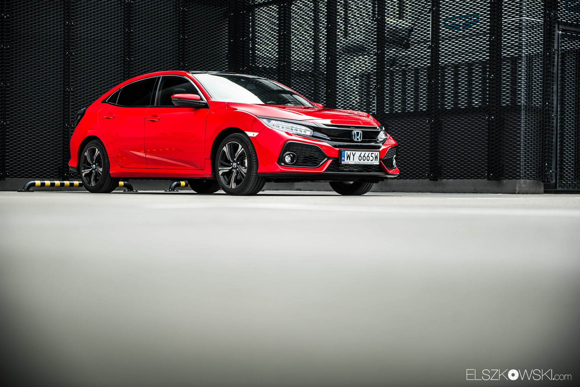 Honda Civic Sport red