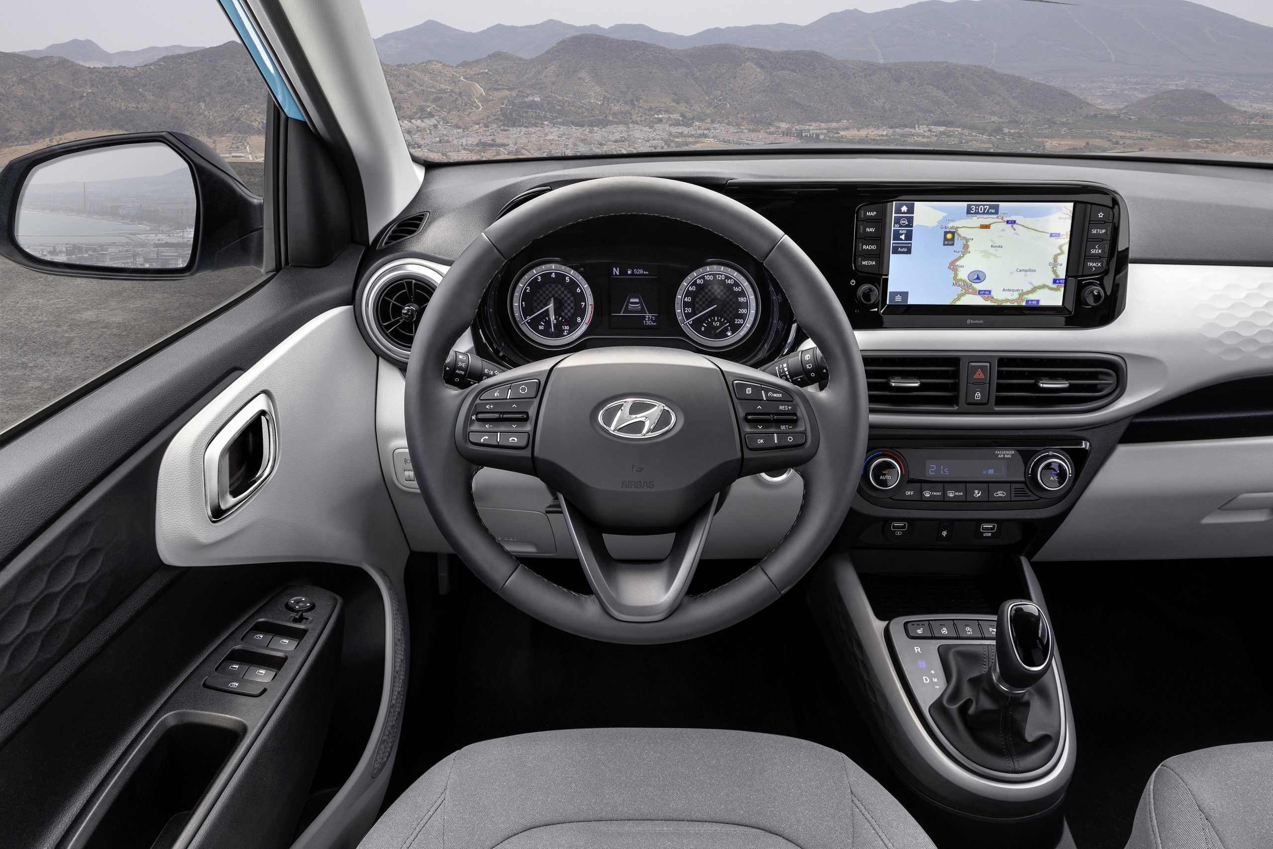 Hyundai i10 2020 wnętrze
