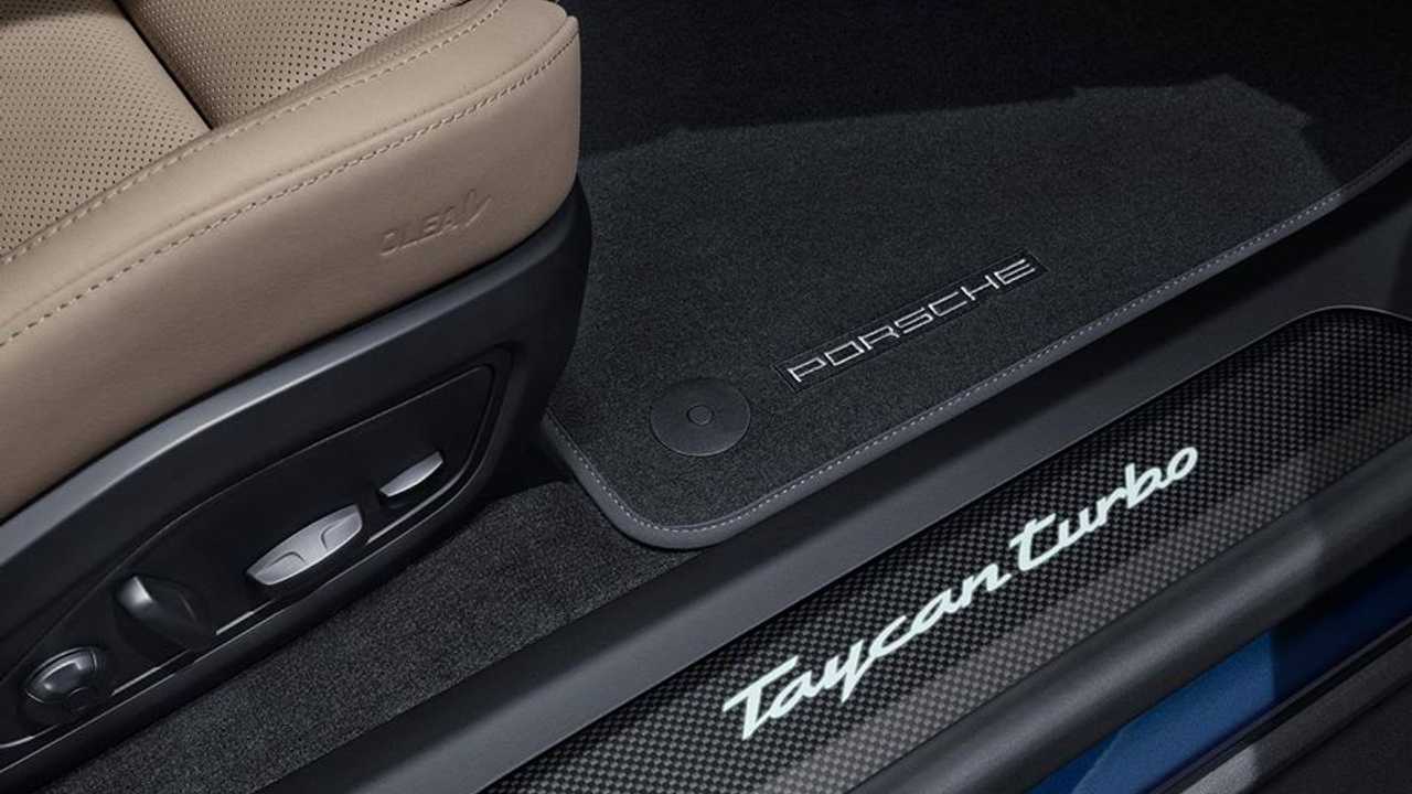 Porsche Taycan Turbo SportDesign Carbon