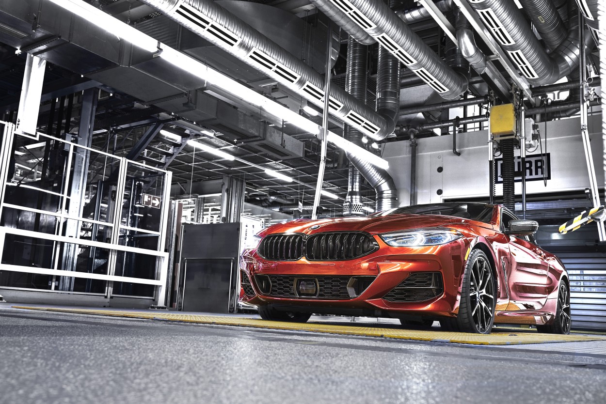 Produkcja BMW serii 8 Coupe w zakładach BMW Group w Dingolfing