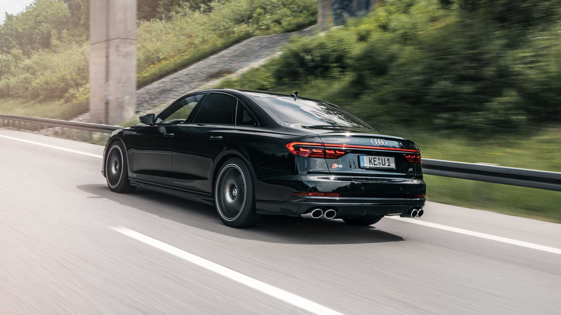 Audi S8 po tuningu ABT (2020)