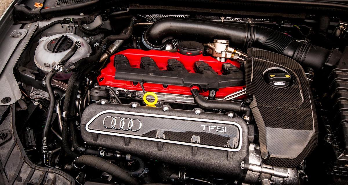 Audi RS3: 2.5 R5, silnik