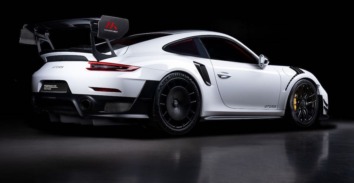 Porsche 911 GT2 RS Manthey Racing