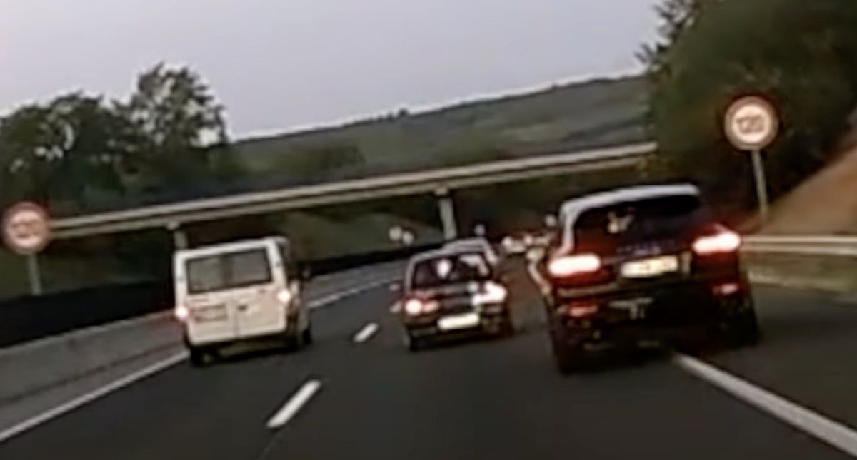 Porsche Cayenne autostrada
