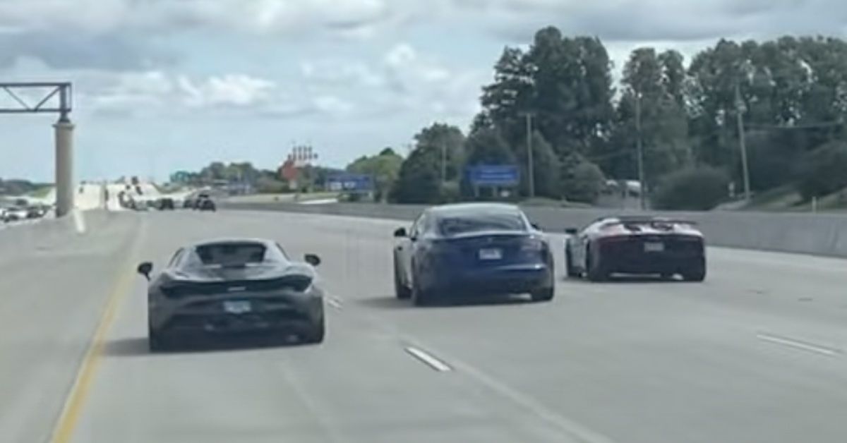 Tesla Model S vs McLaren vs Lamborghini