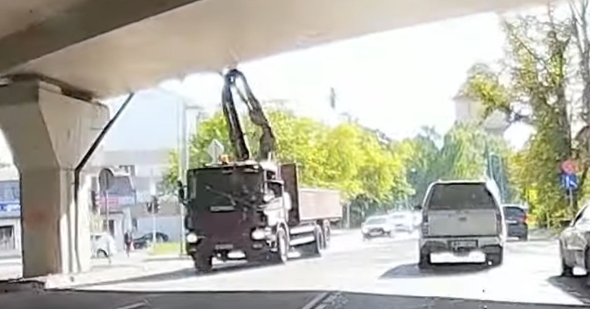 Scania ciężarówka dźwig