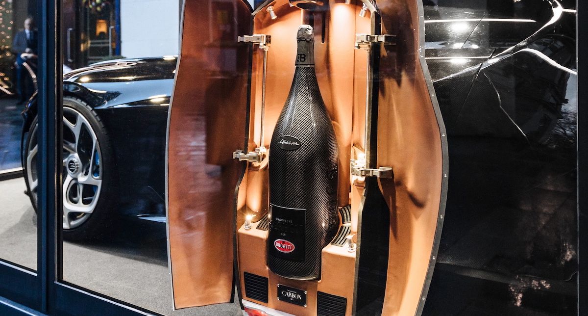 Bugatti La Bouteille Noire Champagne Carbon