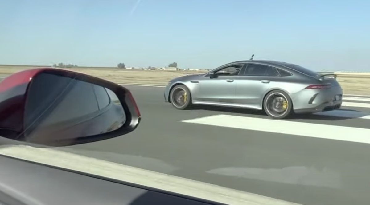 Tesla Model S Plaid Mercedes AMG