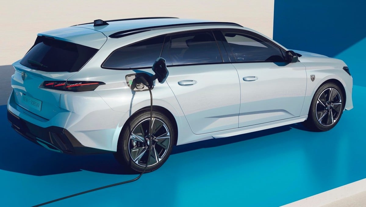 Peugeot e-308 SW