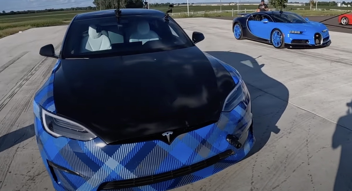 Tesla Model S Plaid Bugatti Chiron