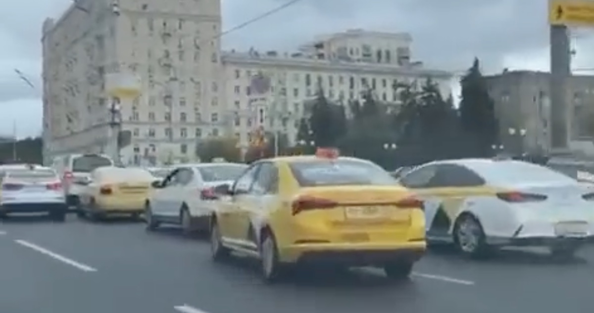 taxi taksówka