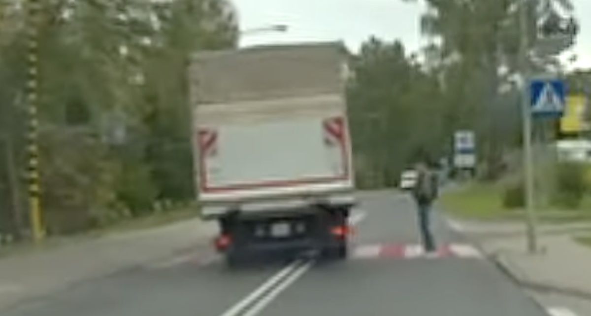 ciężarówka przejście dla pieszych