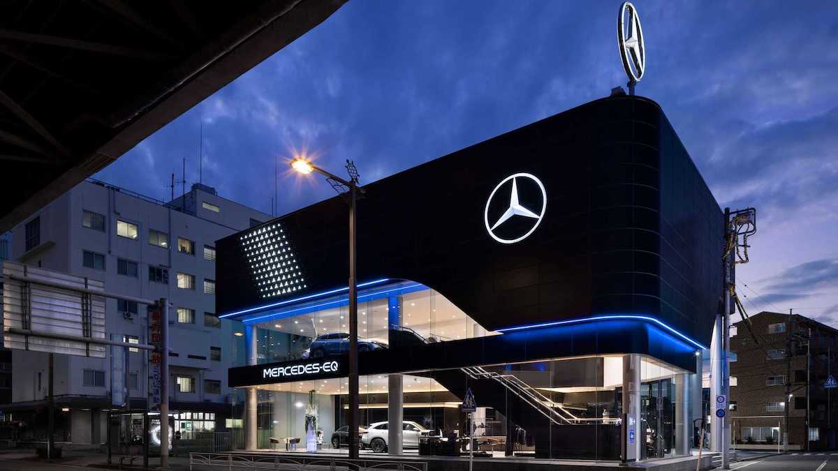 Mercedes-EQ salon Jokohama