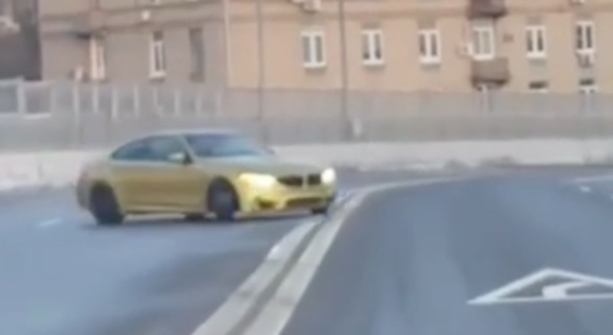 BMW M4 Competition drift